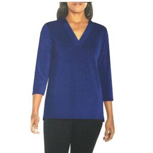 Banana Republic Women's V-Neck 3/4 Sleeve Lightweight Stretch Top, Blue Medium